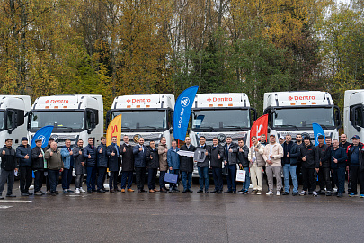 Первые 100 седельных тягачей Foton R 4x2 отправляются в автопарк компании Dentro